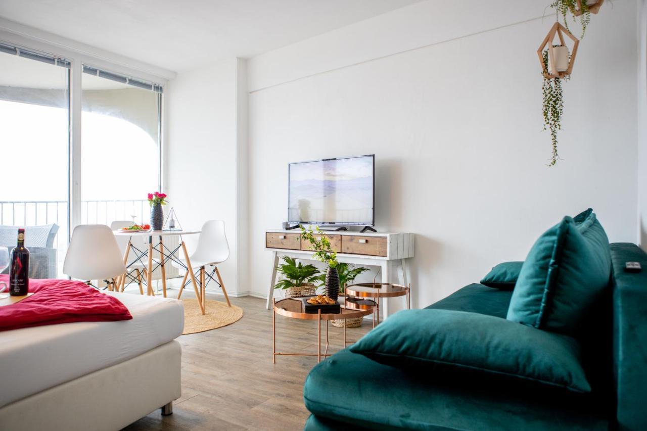 Modernes Apartment Mit Tollem Blick Ueber Die Stadt Augsburg Buitenkant foto