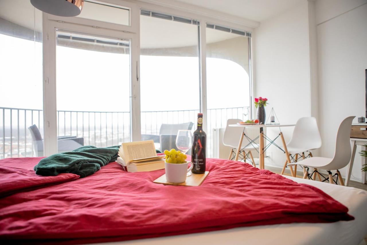 Modernes Apartment Mit Tollem Blick Ueber Die Stadt Augsburg Buitenkant foto